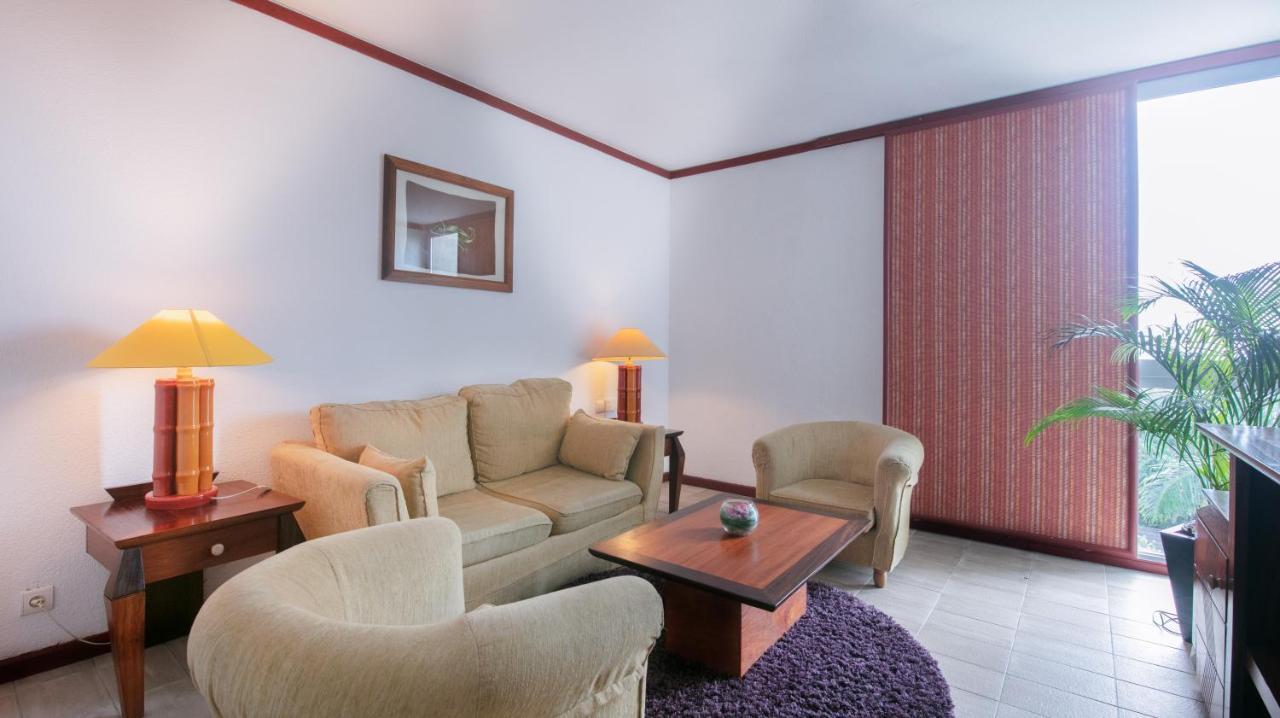 Douala Rabingha Hotel Ngoại thất bức ảnh