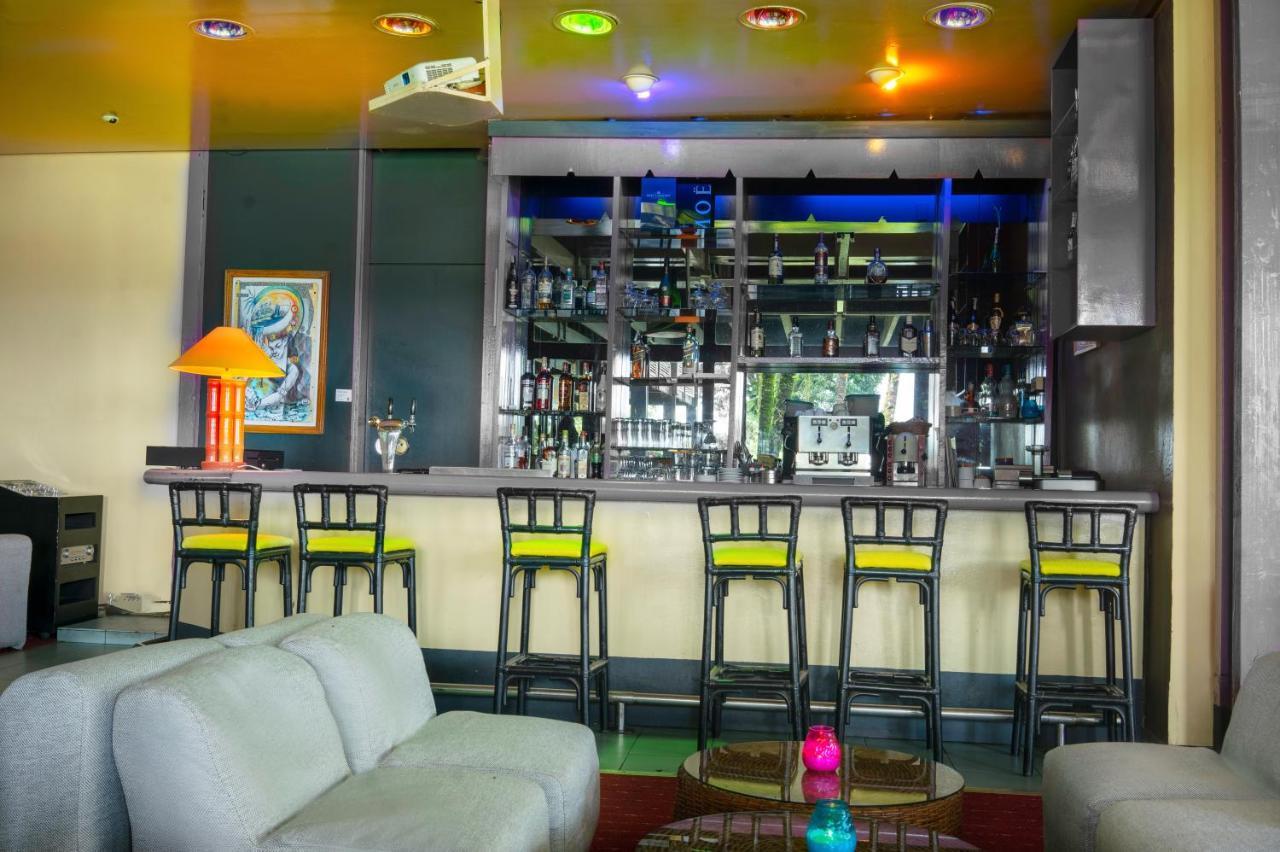Douala Rabingha Hotel Ngoại thất bức ảnh
